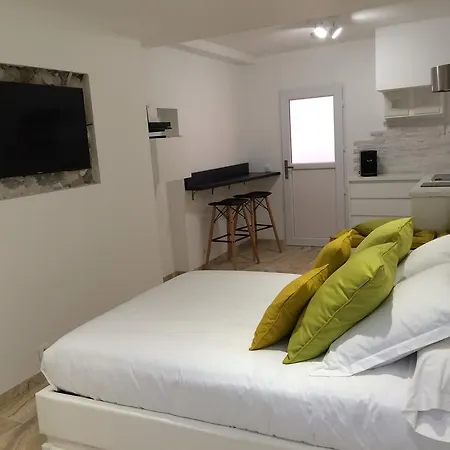 Le Stone Studio * Сен-Тропе
